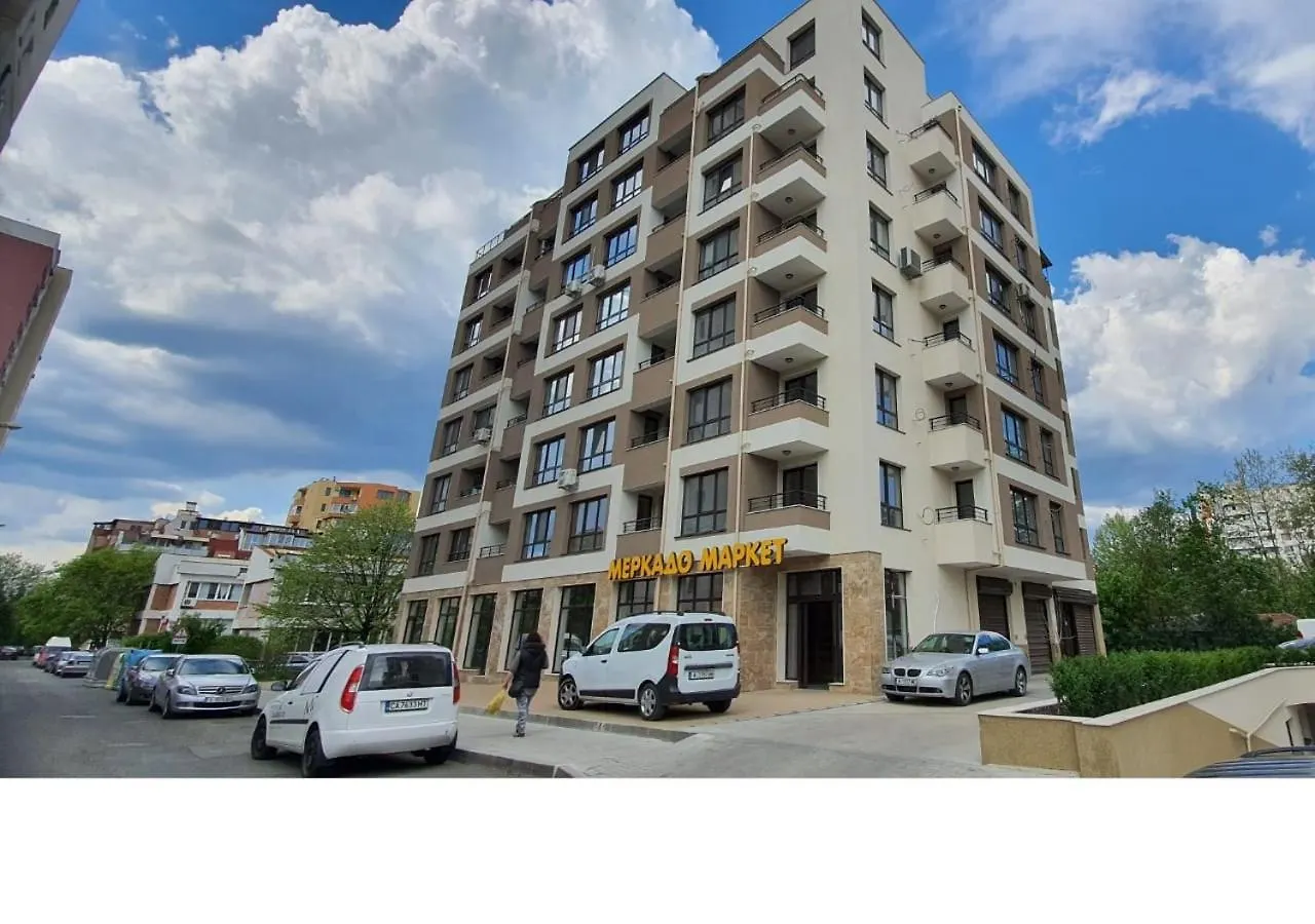 K&K Stylish Elegance Apartment Burgas